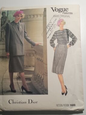 Vintage Vogue Paris Original #1600 Sewing Pattern, Size 10, UNCUT